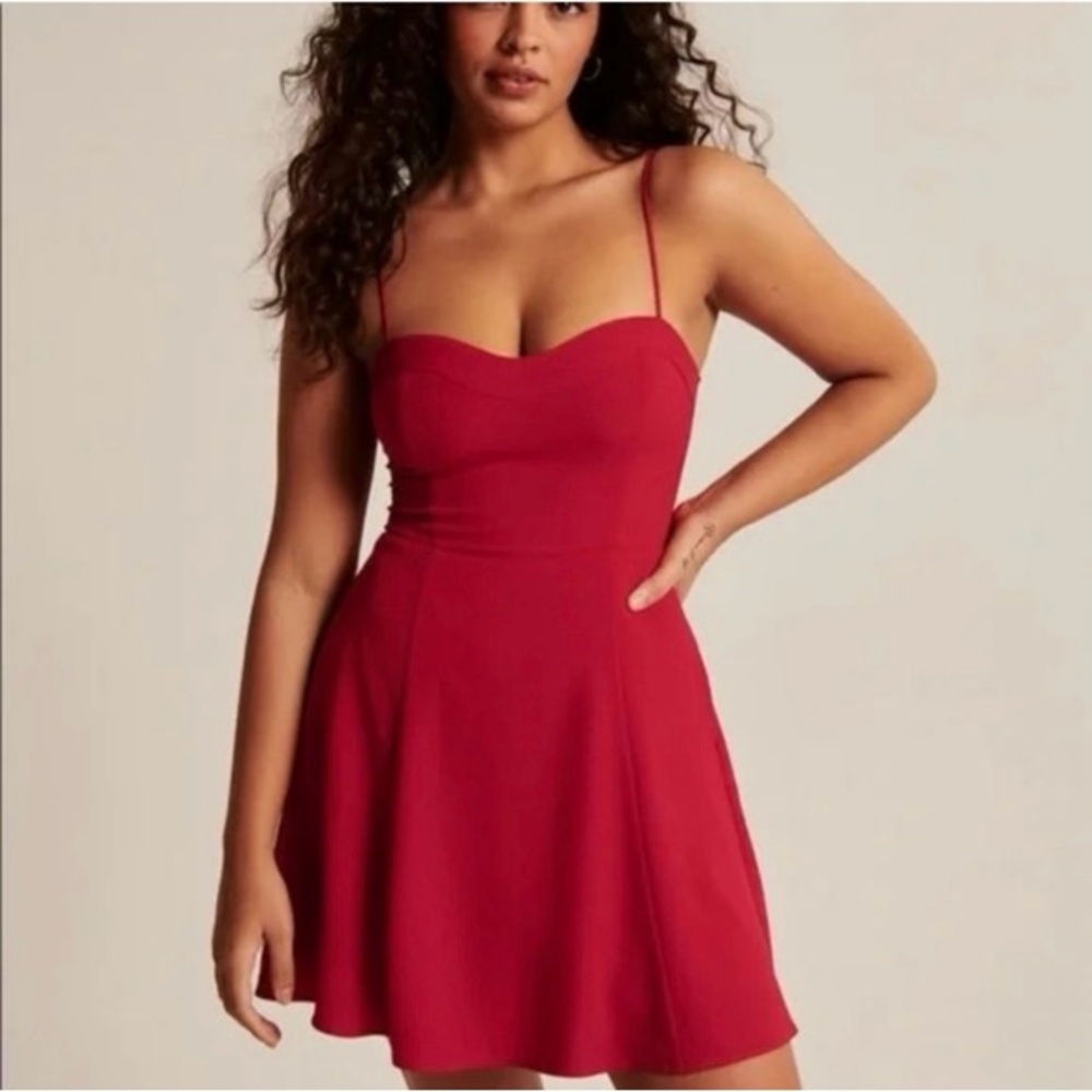 NWT Abercrombie and Fitch Luxe Crepe Red Mini Dress in size small petite